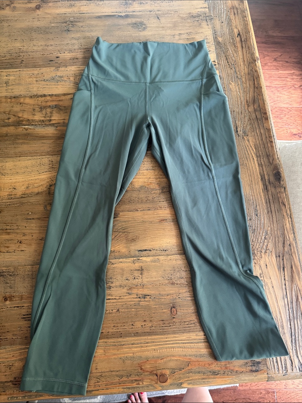 LuluLemon NWOT! forest Green High-Rise Workout Leggings